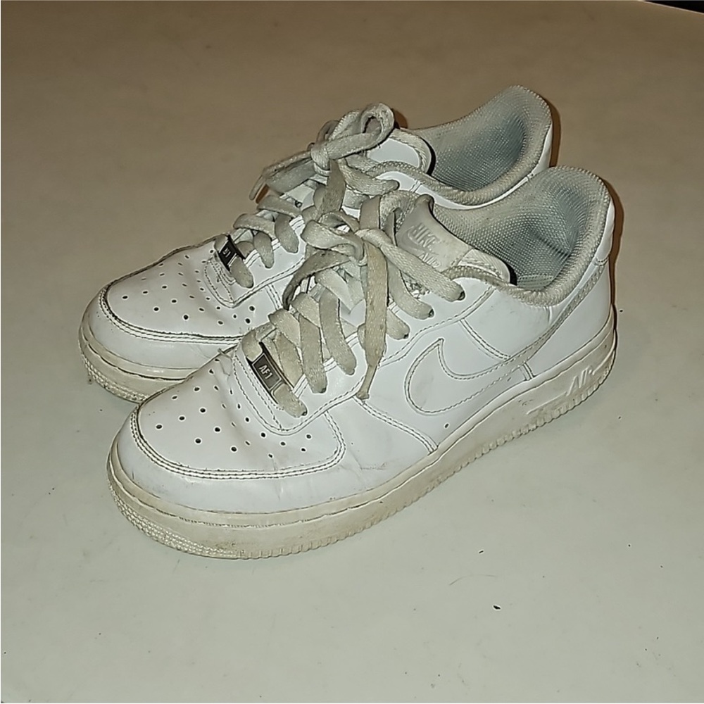 Nike Airforces Used Womens Size 7 Sneakers